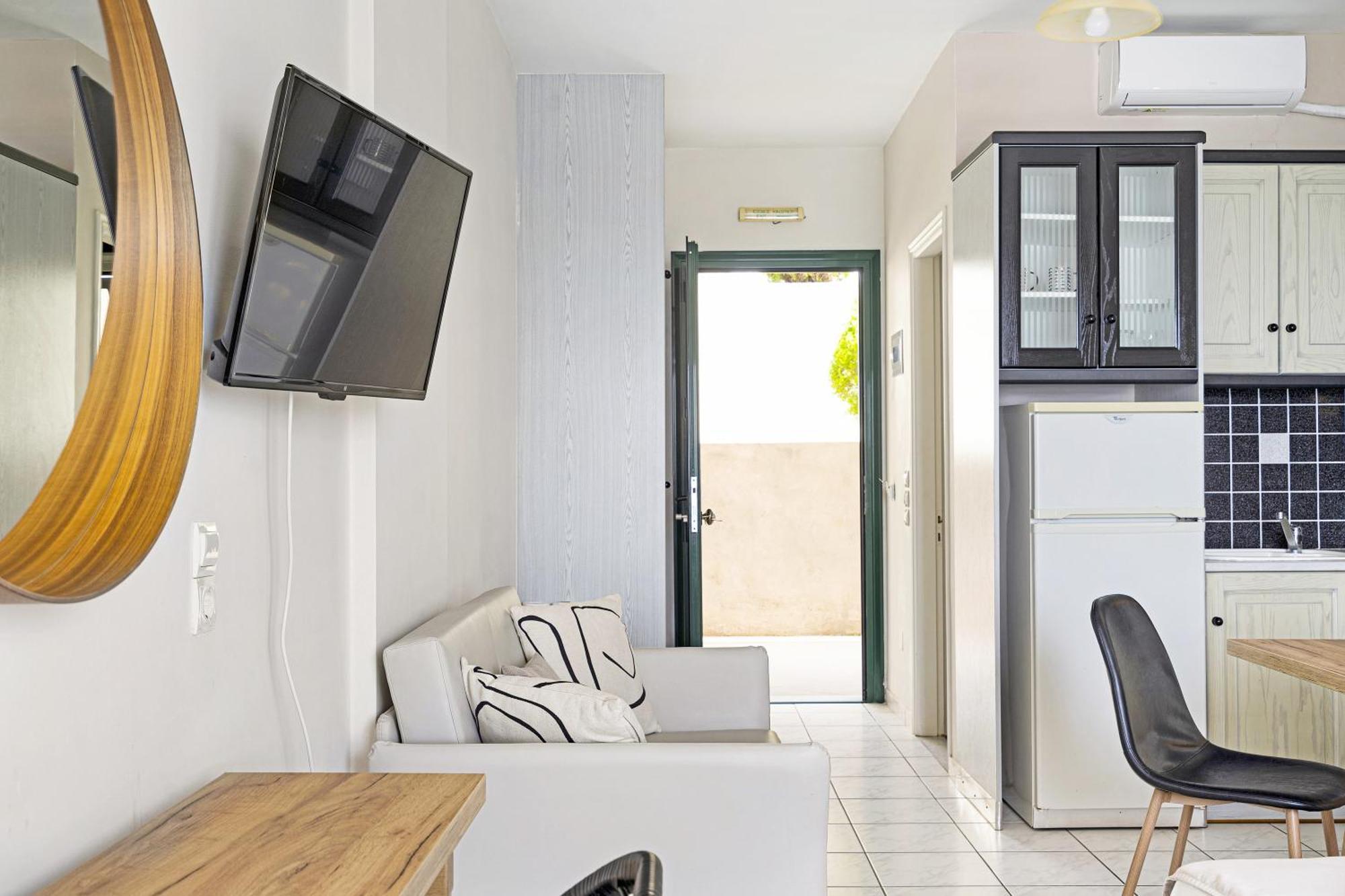 Sunset Premium Studio B Áyios Nikítas Habitación foto